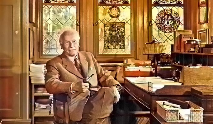 Carl Gustav Jung y su psicología basada en símbolos